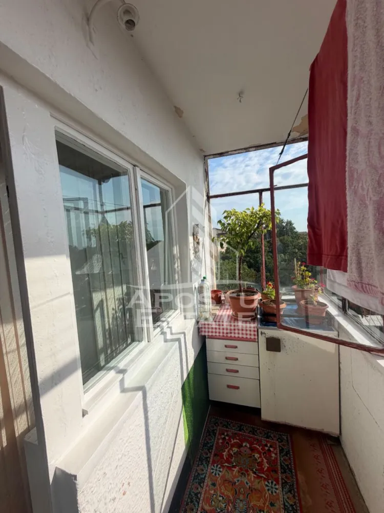Apartament cu 2 camere de vânzare , Zona Lipovei , Timisoara