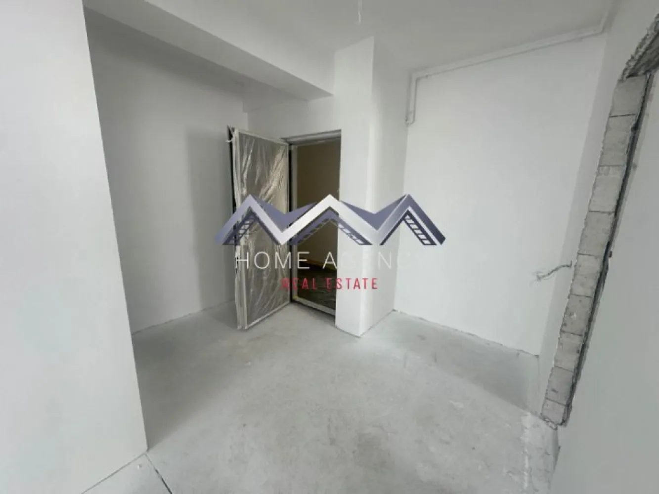 Apartament 2 camere Otopeni - bucătărie retrasă, parcare