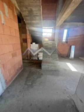 Casă individuală modernă în Otopeni – 190 mp construiți + mansardă locuibilă