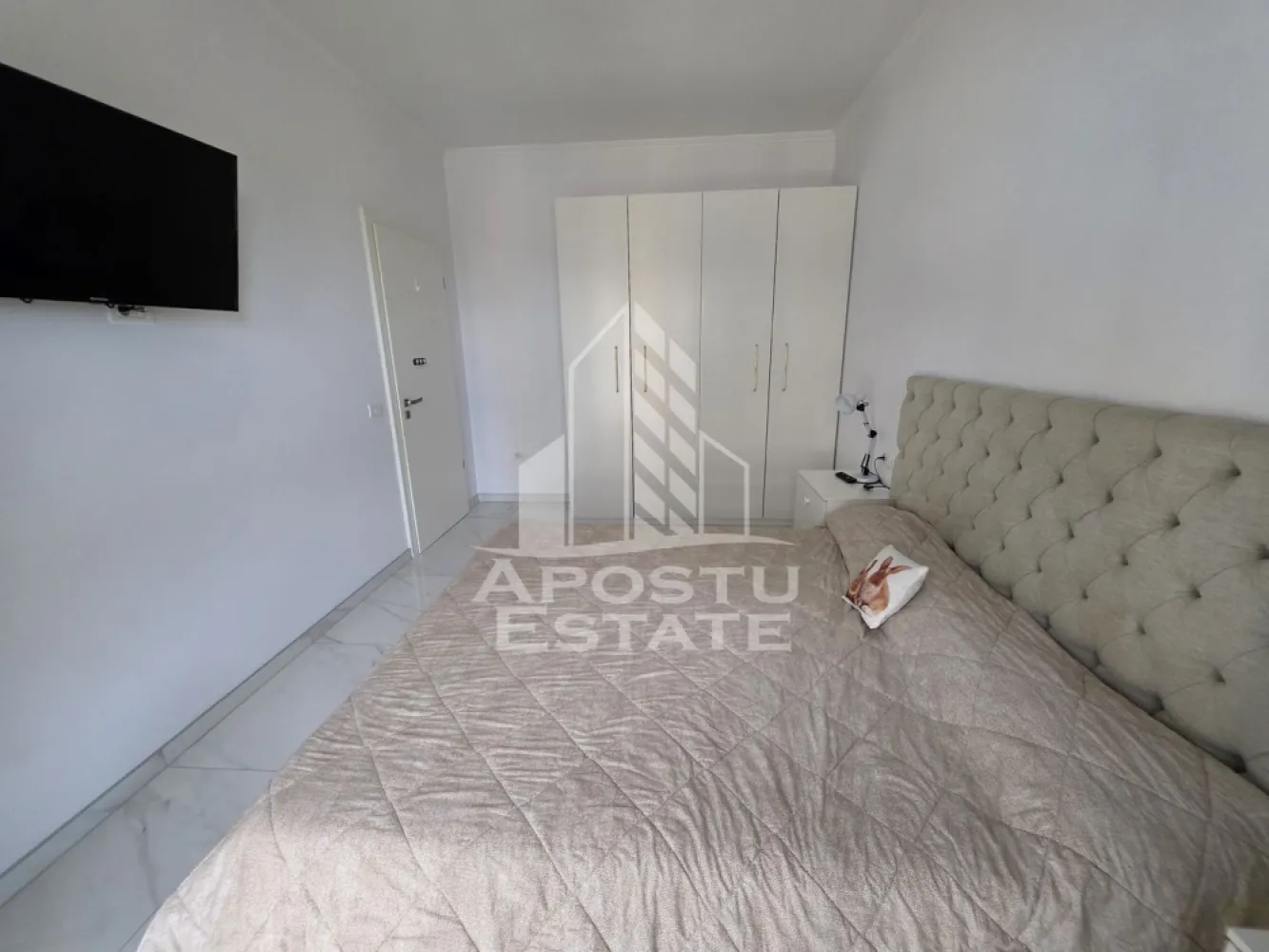 Apartament cu 3 camere, 2 locuri de parcare, la Future Residence,Giroc