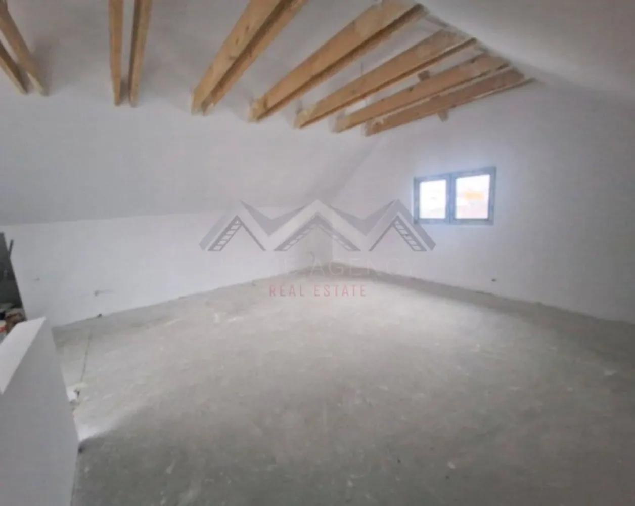 Casă individuală P+1+M în Otopeni – confort și compartimentare excelentă