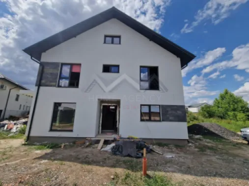 Casă individuală P+1+M în Otopeni – confort și compartimentare excelentă