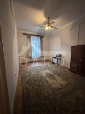 🌿 Casă primitoare, aproape de centru – Str. Spitalul Vechi