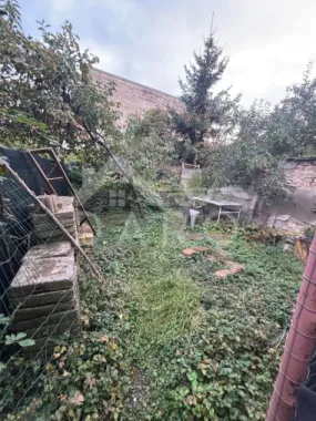 🌿 Casă primitoare, aproape de centru – Str. Spitalul Vechi