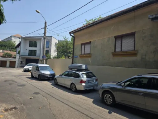 Casa 3 camere, 85mp,240 mp teren,str.Avram Iancu,0% comision