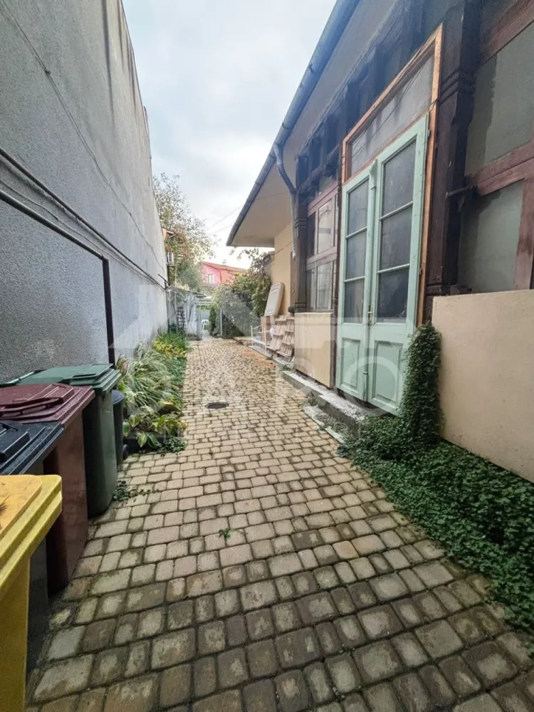 🌿 Casă primitoare, aproape de centru – Str. Spitalul Vechi