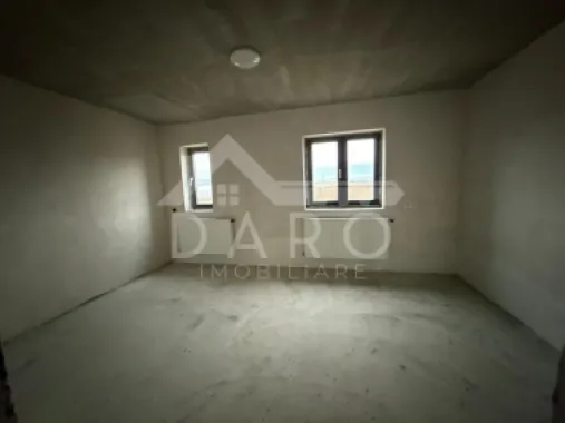 Duplex modern de 90 mp utili, de vânzare în Sântana de Mureș
