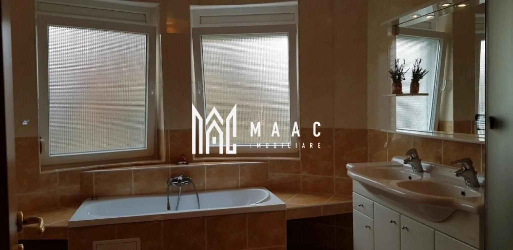 Casă de închiriat 4 camere | Sibiu Trei Stejari | 250 mp, garaj