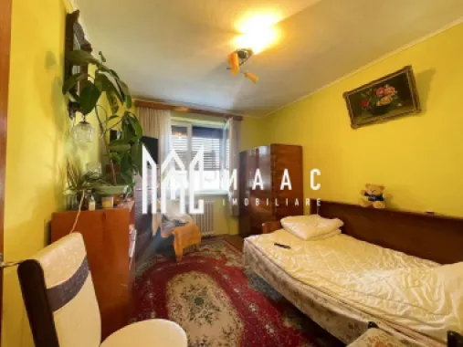 Logo MAAC IMOBILIARE logo