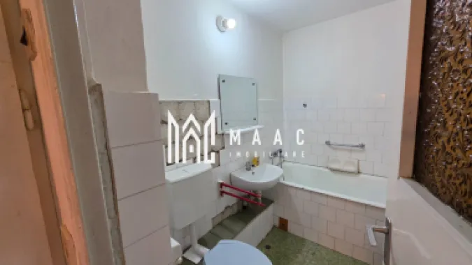 Apartament de vanzare Sibiu 3 camere decomandat | Strand | 2 bai, 2 balcoane