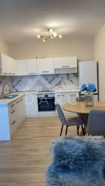 Concept 9 | 2 camere premium | Dressing + balcon | 500€ – rar disponib