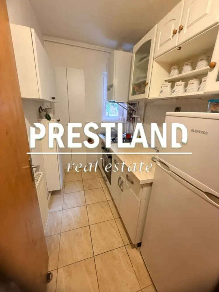 Apartament pretabil pentru chirie/incesteitii !! - Apartament de 2 camere, conf.3 situat la parter, Sutila 37 mp, parțial mobila, dotat și utilat la cheie nu mai necesită nici vreo investiție.

Preț 79.000 Euro negociabil.Se acceptă orice formă de plată .

Agenția nu deține informațiile privind performanta energetica a imobilului, aceasta informând asupra necesitații si legalității certificatului energetic. Comunicarea datelor cuprinse in Certificatul Energetic al imobilului rămâne in sarcina proprietarului.

Oferim clienților următoarele servicii:
- consultanta obținere credite bancare;
- servicii notariat;
- servicii de topografie(schiță, releveu);
- certificate energetice imobile;
- asigurări;
- servicii de evaluare;
- consultanta juridica;