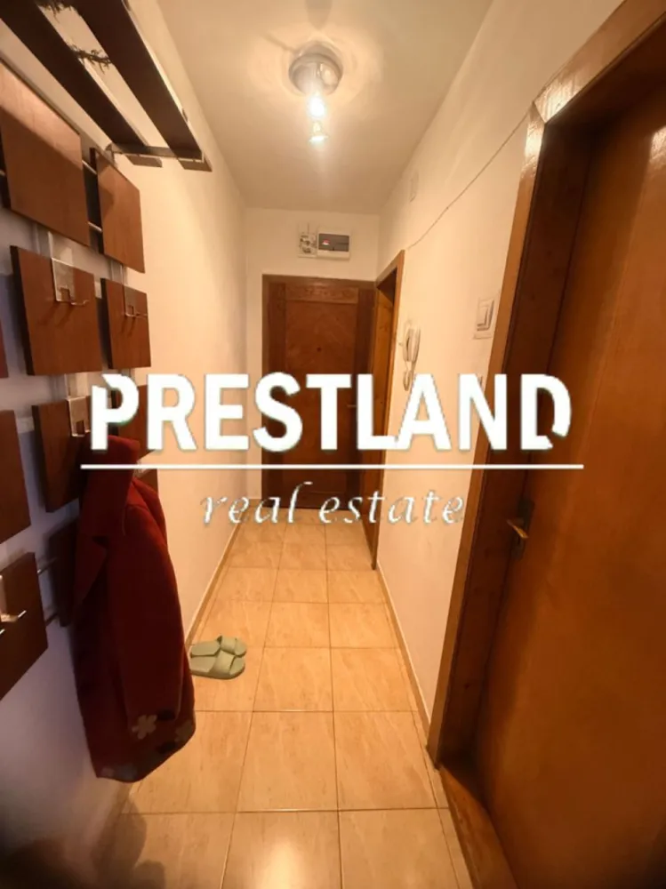 Apartament pretabil pentru chirie/incesteitii !! - Apartament de 2 camere, conf.3 situat la parter, Sutila 37 mp, parțial mobila, dotat și utilat la cheie nu mai necesită nici vreo investiție.

Preț 79.000 Euro negociabil.Se acceptă orice formă de plată .

Agenția nu deține informațiile privind performanta energetica a imobilului, aceasta informând asupra necesitații si legalității certificatului energetic. Comunicarea datelor cuprinse in Certificatul Energetic al imobilului rămâne in sarcina proprietarului.

Oferim clienților următoarele servicii:
- consultanta obținere credite bancare;
- servicii notariat;
- servicii de topografie(schiță, releveu);
- certificate energetice imobile;
- asigurări;
- servicii de evaluare;
- consultanta juridica;