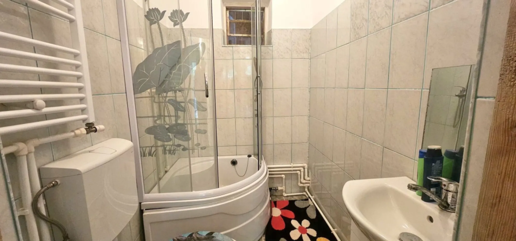 Casa la sol cu teren 1055 mp si livada - Vanatori, Galati