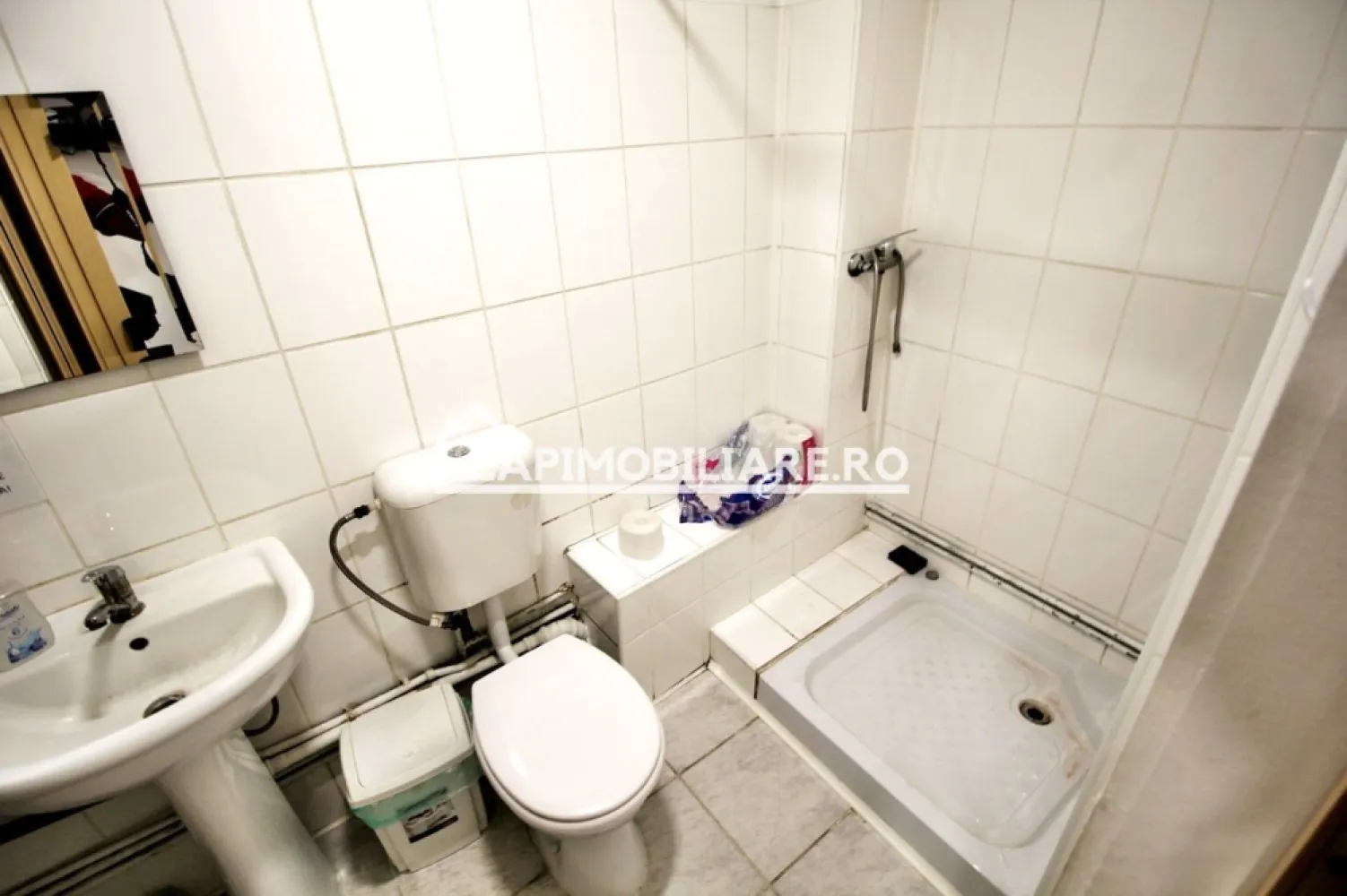 Afacere la cheie cu clientelă formată - Contact 0774048706.Bogdan
De vanzare afacere la cheie cu clientelă formată ,zona Gheorghe Doja vad foarte bun
Aer conditionat
Vitrina expunere marfa
2 vitrinie frigorifice pt produse finite
2 congrlatoare pentru semipreparate
Masa frigorifica inox cu 3 usi pentru semipreparate
Congelator fructe
Frigidere separate oentru lactate/oua/fructe
Chiuvete conform cerintelor DSV
3 cuptoare: 2 rafturi/4rafturi/10rafturi
Mese de lucru inox
2 mixere profesionale
1 mixer planetar
70 mp. utili
Colaborare cu 6 cafenele 
Colaborare cu sala de nunti
Pagini de social media 
Website

Afacerea se vinde mobilată si utilată la prețul de 39.500 Euro comision ZERO.
Contact 0774048706.Bogdan!
Acest anunț nu corespunde cerințelor tale? Sună la numărul afișat în anunț și unul dintre agenții noștri te va ajuta cu alte oferte personalizate în funcție de cerințele tale.