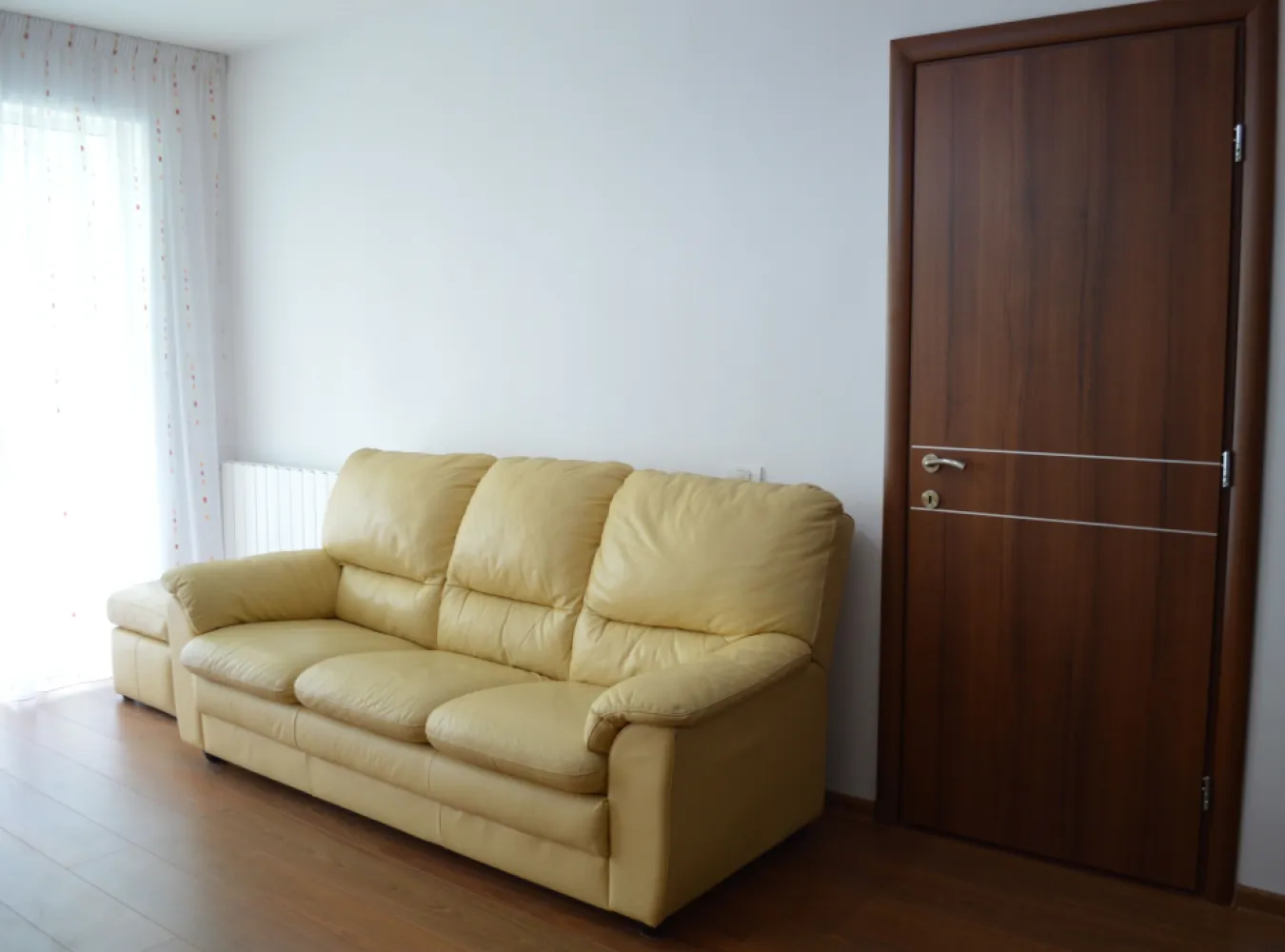Apartament 3 camere de închiriat – Zona Titan