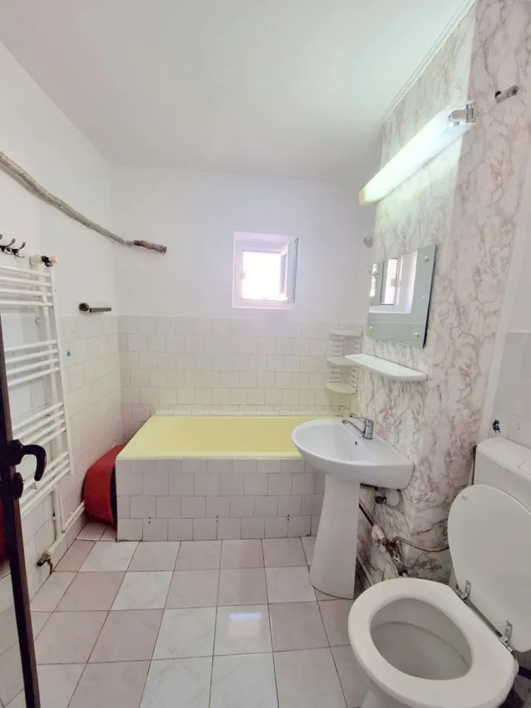 Apartament 2 camere de închiriat - Micro 17 - Mobilat - 350 Euro