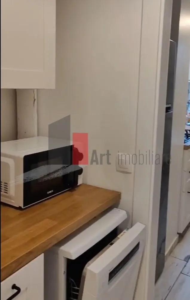 Apartament luminos cu 3 camere de închiriat | Zona Romancierilor - pet friendly