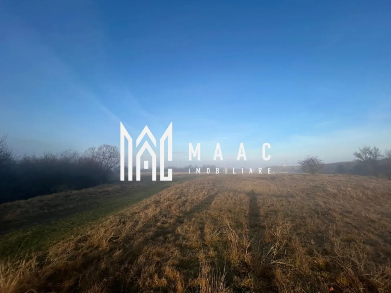 Teren cu potențial turistic I Valea Avrigului I 2900 MP - MAAC Imobiliare vă propune spre vânzare un teren spectaculos cu destinație turistică, amplasat în Valea Avrigului, una dintre cele mai apreciate zone de recreere din județul Sibiu. 📐 Caracteristici: Suprafață totală: 2.900 mp Situat la drumul principal, cu acces facil pe tot parcursul anului Râul se află la aproximativ 20 m de proprietate Vedere panoramică spre Munții Făgăraș 📄 Parametri urbanistici (conform PUZ): POT: 40% CUT: 1,2 Regim de înălțime maxim admis: P+1 (2E) Aceste caracteristici permit realizarea unor construcții ample, ideale pentru dezvoltări turistice sau imobiliare. Toate utilitățile sunt disponibile la capătul terenului: Apă Canalizare Gaz Curent Datorită poziționării excelente și cadrului natural spectaculos, terenul este ideal pentru: Cabane turistice Pensiuni Case de vacanță Case de oaspeți Unități de producțti Complexuri turistice sau de agrement ✔️ Documentație: Certificat de Urbanism aprobat Toate condițiile necesare pentru dezvoltare sunt îndeplinite Pentru mai multe detalii și vizionări, precizati telefonic ca ati vazut anuntul cu ID:CP2851894 }}