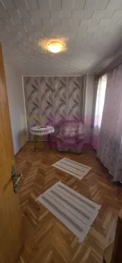 Casa de vanzare cu 6 camere in Busteni