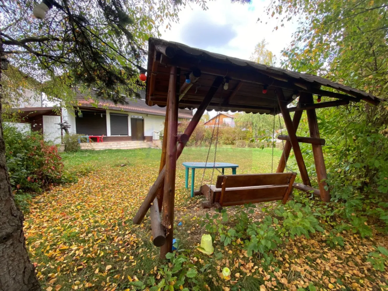 Vila de vânzare cu 4 camere în Breaza