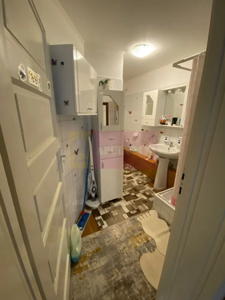 Vila de vânzare cu 4 camere în Breaza