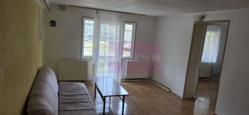 Vila de vanzare cu 13 camere in Busteni (camin pentru seniori)