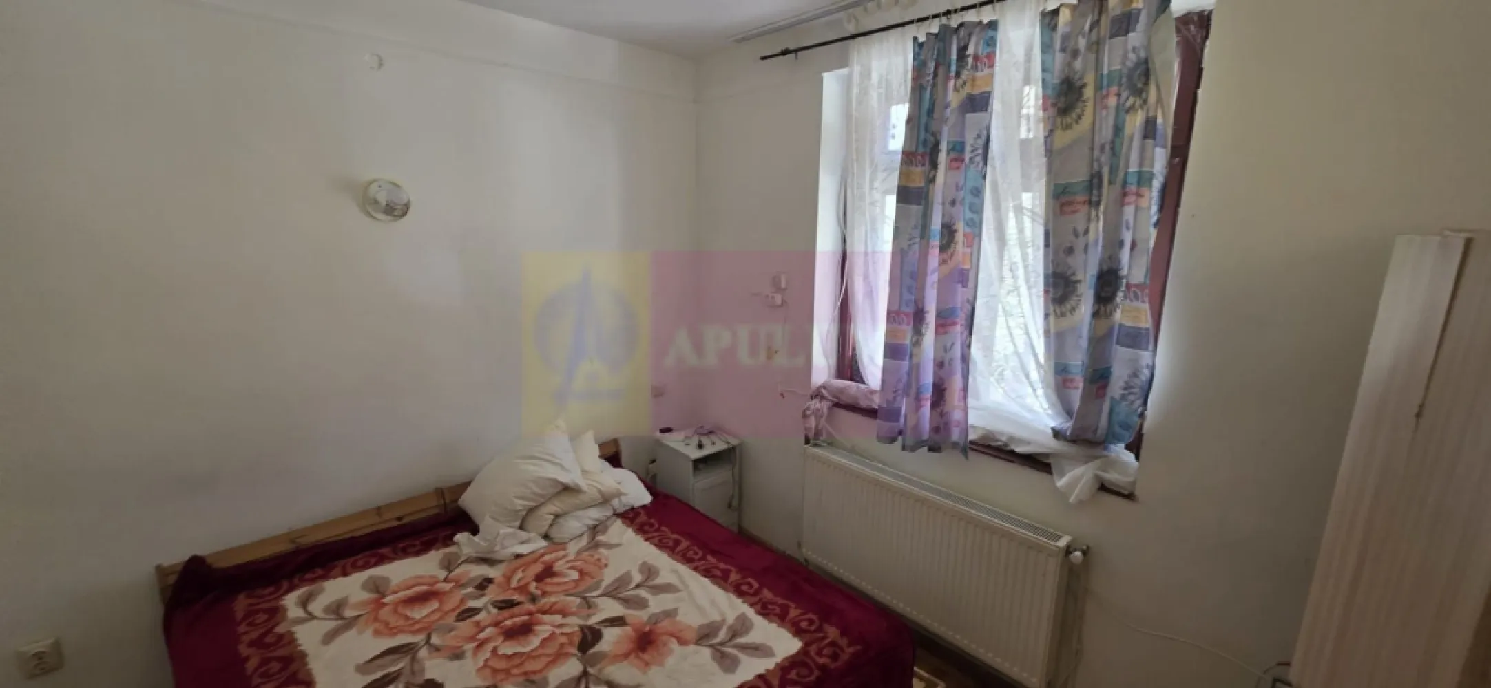Vila de vanzare cu 13 camere in Busteni (camin pentru seniori)