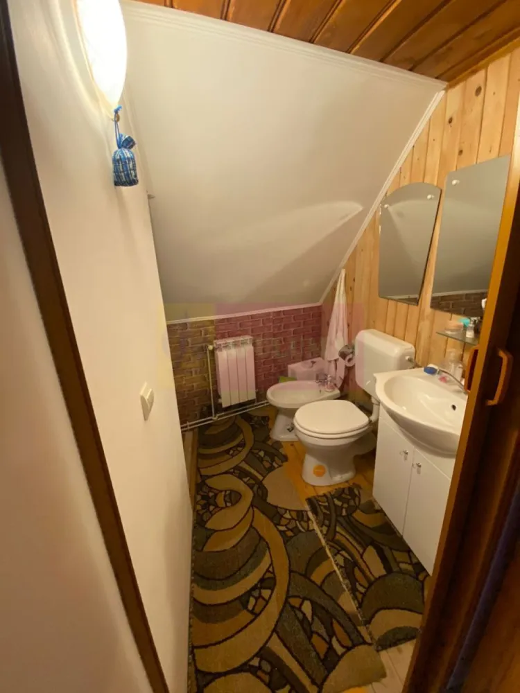 Vila de vânzare cu 4 camere în Breaza