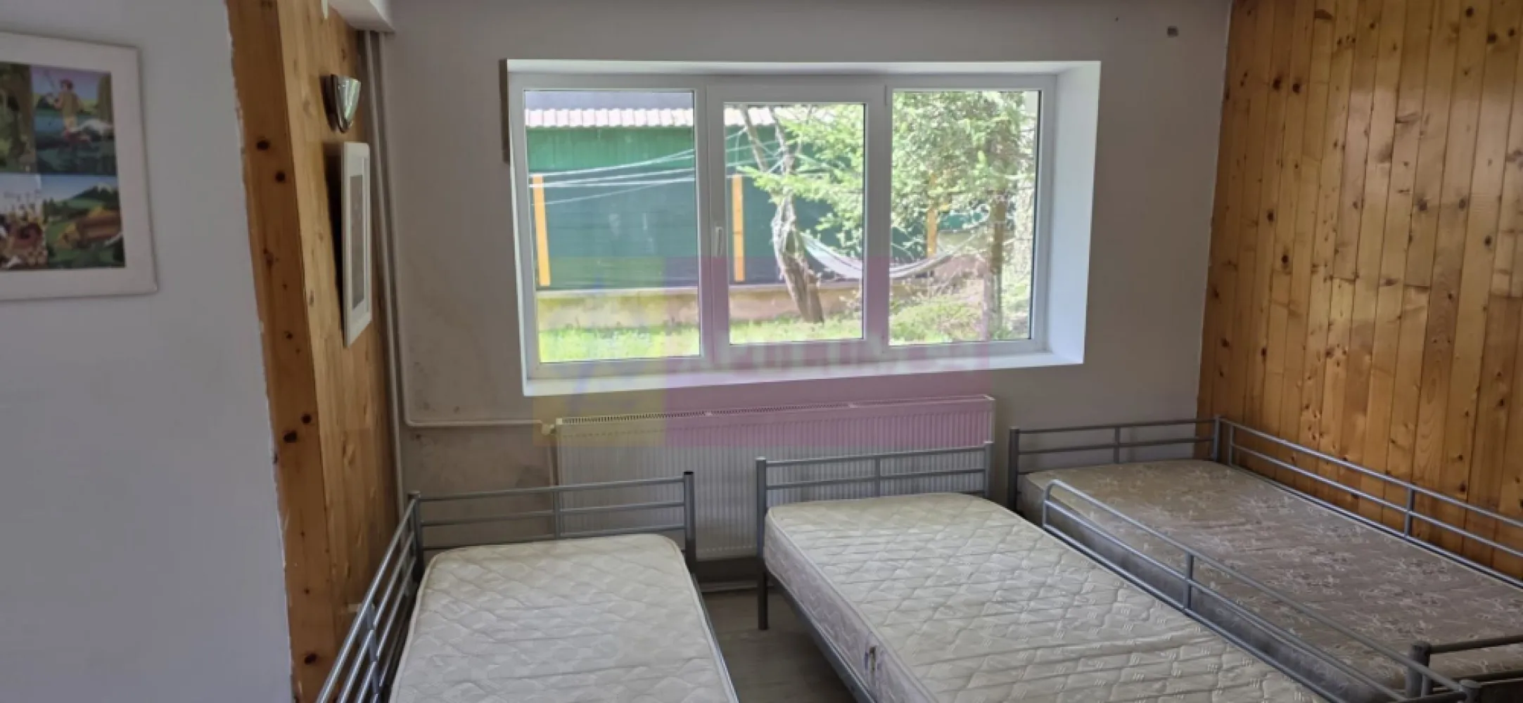 Vila de vanzare cu 13 camere in Busteni (camin pentru seniori)