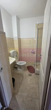 Vila de vanzare cu 13 camere in Busteni (camin pentru seniori)