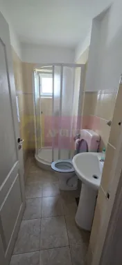 Vila de vanzare cu 13 camere in Busteni (camin pentru seniori)