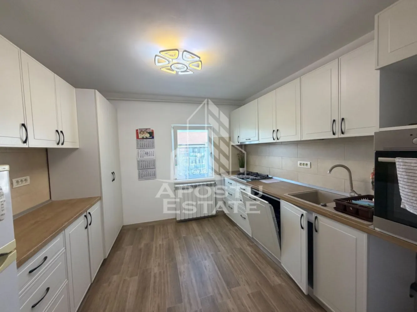 Apartament cu 2 camere de vânzare,Zona Bucovina, Timisoara