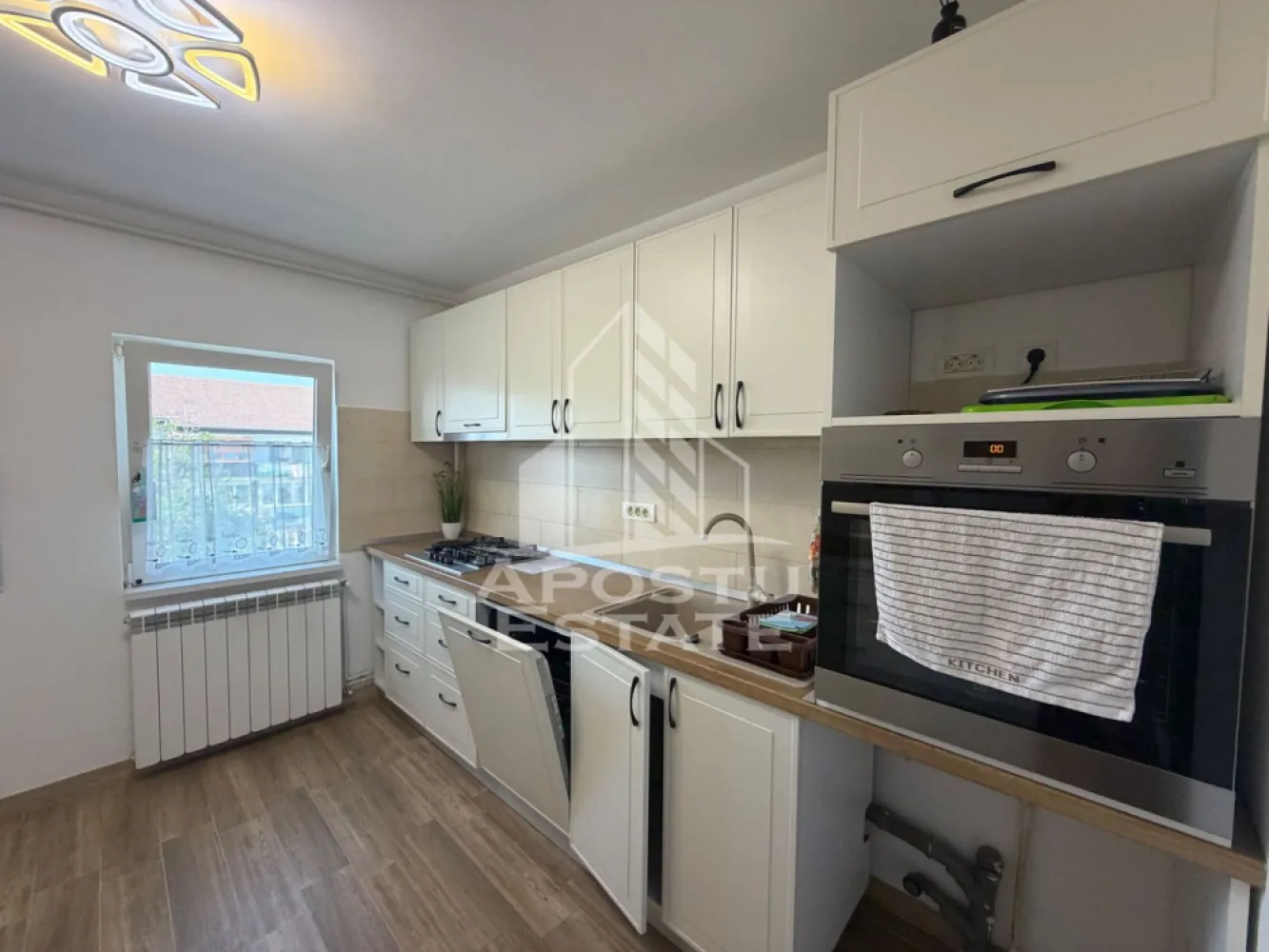 Apartament cu 2 camere de vânzare,Zona Bucovina, Timisoara