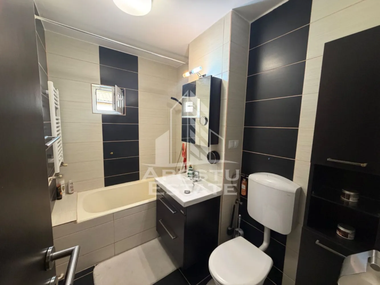 Apartament cu 2 camere de vânzare,Zona Bucovina, Timisoara