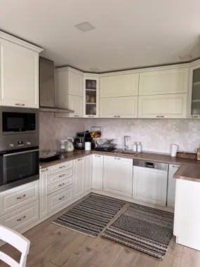 BRASADAS vinde casa 2017 cu 4 dormitoare in zona str. Dara.