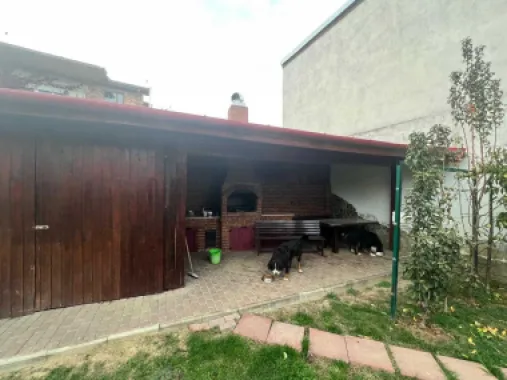 BRASADAS vinde casa zona ultracentrala 308mp cu teren 964mp.