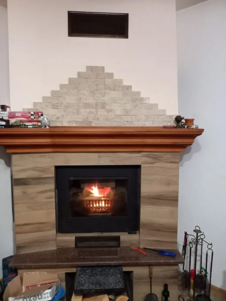 BRASADAS vinde casa in zona TITULESCU cu 5 camere si teren 350mp - Agenția imobiliara BRASADAS vinde casa individuala cu 5 camere și teren 3.5 ari în zona TITULESCU. }}