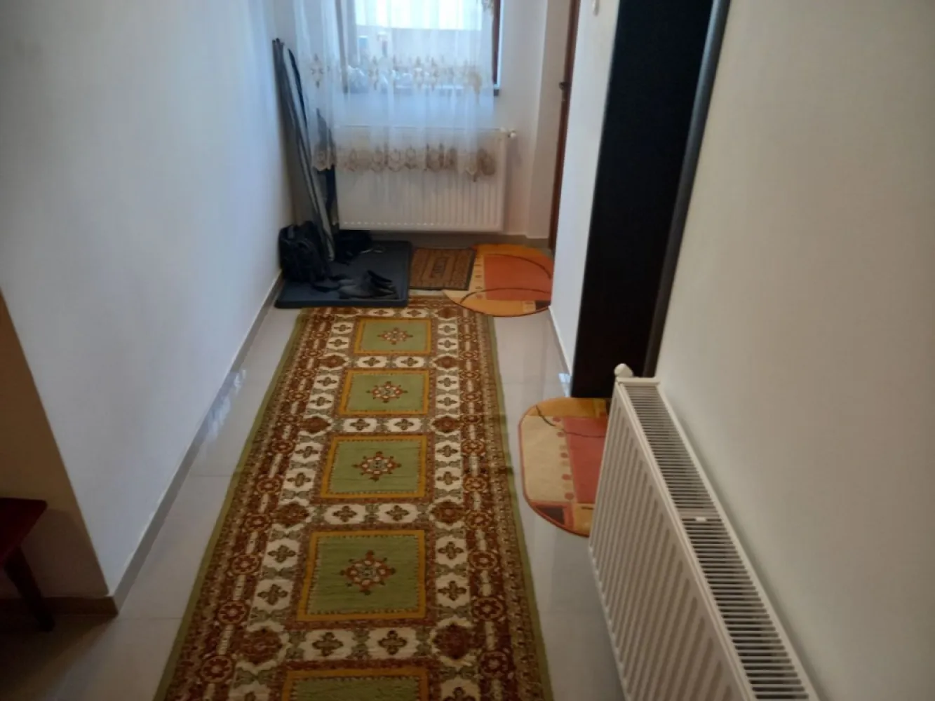 BRASADAS vinde casa in zona TITULESCU cu 5 camere si teren 350mp