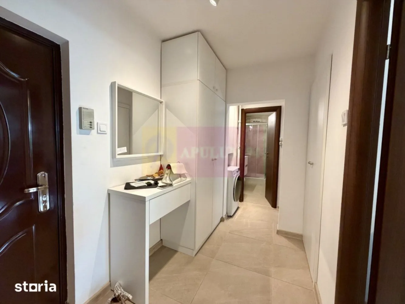Vanzare apartament 2 camere, Goga-Anastasie Panu - Va oferim spre vanzare apartament 2 camere pe strada Anastasie Panu (Sector 3), in imediata apropiere de bvd. Unirii, Octavian Goga, bloc 1988, decomandat, reabilitat termic, ultima renovare in 2020. Se vinde cum il vedeti in poze, cu toata mobila aferenta. Este complet dotat si echipat (vedeti detaliile mai jos). Termoficare RADET. Intretinere lunara 250-300 RON media pe ultimele 3 luni (la 2 persoane). Suprafata utila 56.7mp + Balcon 4.6mp = Suprafata utila 65mp. Etaj 3/8 Orientare Vest- Aer conditionat- Masina spalat vase- Masina spalat rufe- Debara- Camara- Spatii de depozitare- Dressing- Balcon inchis.
Pentru vizionari si detalii contactati agentul Dona Camelia 0733683461.