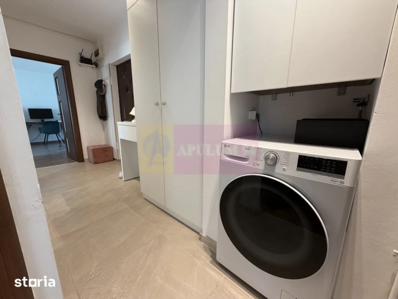 Vanzare apartament 2 camere, Goga-Anastasie Panu - Va oferim spre vanzare apartament 2 camere pe strada Anastasie Panu (Sector 3), in imediata apropiere de bvd. Unirii, Octavian Goga, bloc 1988, decomandat, reabilitat termic, ultima renovare in 2020. Se vinde cum il vedeti in poze, cu toata mobila aferenta. Este complet dotat si echipat (vedeti detaliile mai jos). Termoficare RADET. Intretinere lunara 250-300 RON media pe ultimele 3 luni (la 2 persoane). Suprafata utila 56.7mp + Balcon 4.6mp = Suprafata utila 65mp. Etaj 3/8 Orientare Vest- Aer conditionat- Masina spalat vase- Masina spalat rufe- Debara- Camara- Spatii de depozitare- Dressing- Balcon inchis.
Pentru vizionari si detalii contactati agentul Dona Camelia 0733683461.