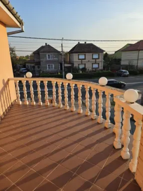 BRASADAS vinde casa individuala zona DARA cu 5 cam si teren 4ari.