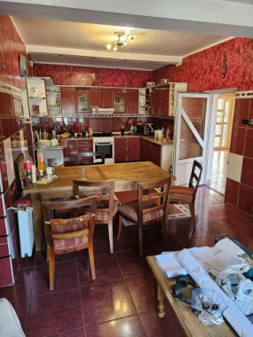 BRASADAS vinde casa individuala zona DARA cu 5 cam si teren 4ari.