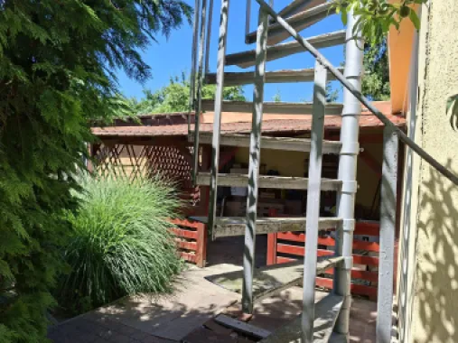 BRASADAS vinde casa P+M 6 cam 227mp teren 11 ari in 14 Mai.