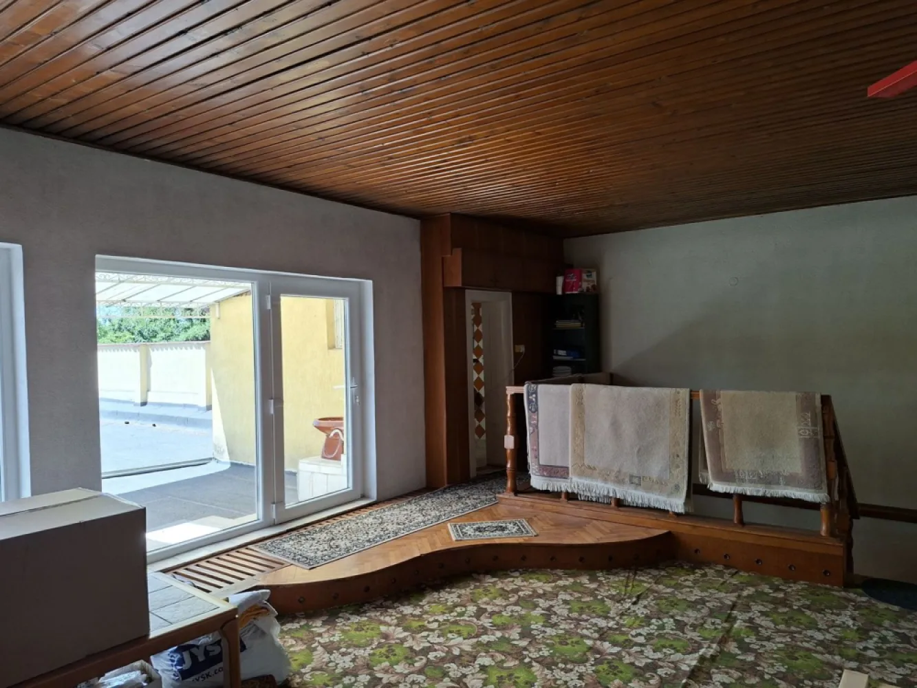 BRASADAS vinde casa P+M 6 cam 227mp teren 11 ari in 14 Mai.