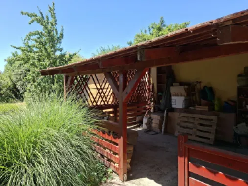 BRASADAS vinde casa P+M 6 cam 227mp teren 11 ari in 14 Mai.