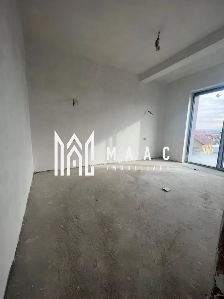 Apartament 2 camere | Dem Radulescu-Ostroveni | Bloc nou intabulat - MAAC Imobiliare vă oferă spre vânzare un apartament modern cu 2 camere, situat într-una dintre cele mai apreciate zone ale orașului – Dem Rădulescu – Ostroveni, Râmnicu Vâlcea. Proprietatea se află la etajul 2/3, într-un bloc nou, finalizat în 2025, dotat cu lift și intabulat, pregătit pentru tranzacționare imediată. Suprafață construită: 70 m² Compartimentare optimă: * Living luminos și spațios * Bucătărie separată * Dormitor confortabil * Baie modernă * Logie + balcon – spații ideale pentru relaxare Apartamentul se predă finisat la cheie, iar viitorul proprietar are posibilitatea de a personaliza finisajele după propriul gust, pentru un cămin exact așa cum și-l dorește. Loc de parcare exterior inclus în preț, înscris în actul de proprietate – un avantaj important într-o zonă aglomerată. Achiziția se poate realiza prin orice modalitate de plată, ceea ce face această ofertă accesibilă și flexibilă. Un apartament nou, modern, excelent poziționat și cu facilități complete – o oportunitate ideală oferită de MAAC Imobiliare. Pentru informații suplimentare sau pentru o vizionare, vă stăm cu drag la dispoziție! id: CP2851694 }}