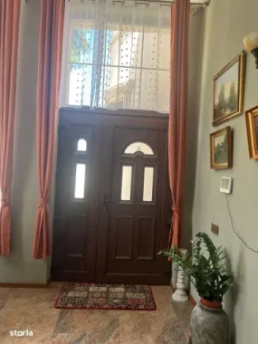 BRASADAS vinde casa cu 3 dormitoare in zona Titulescu.