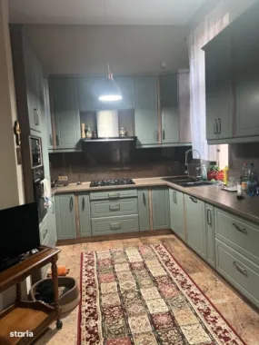 BRASADAS vinde casa cu 3 dormitoare in zona Titulescu.