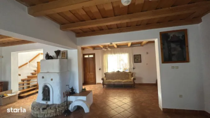 BRASADAS vinde casa în zona Titulescu.